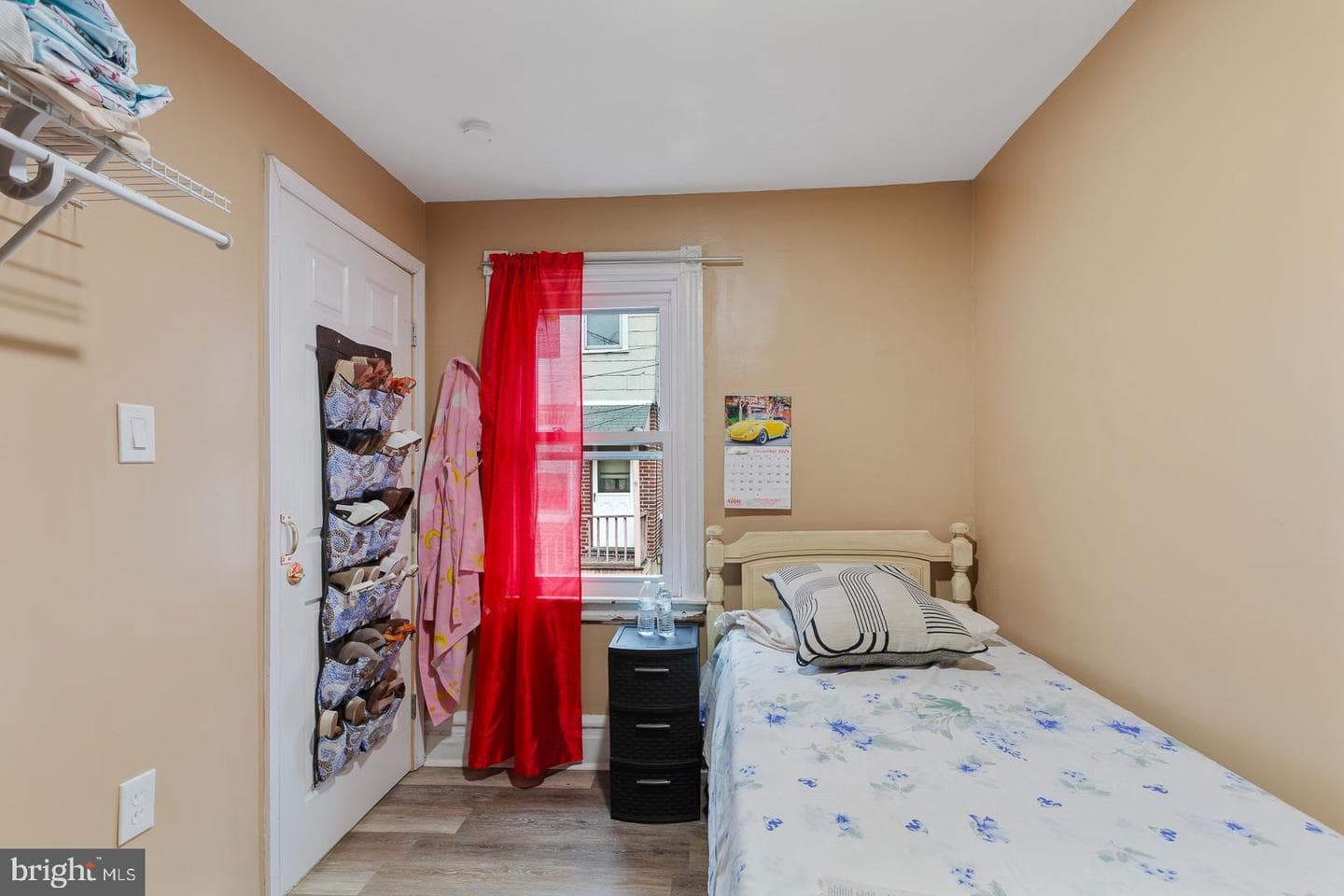 121 S Blank Street photo 23