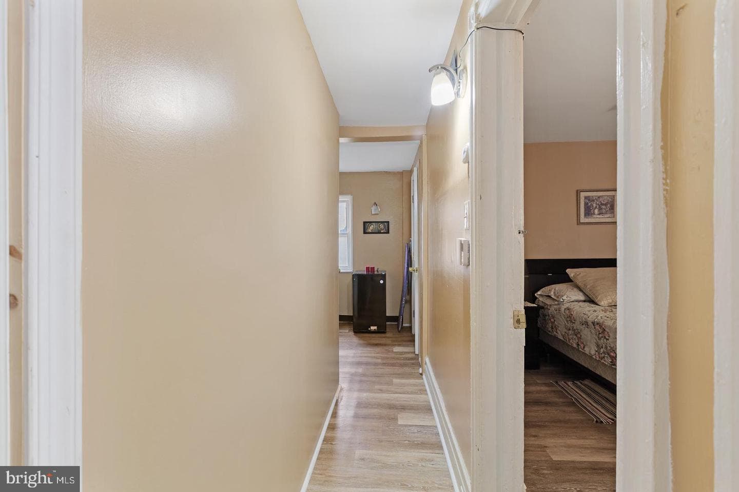 121 S Blank Street photo 24