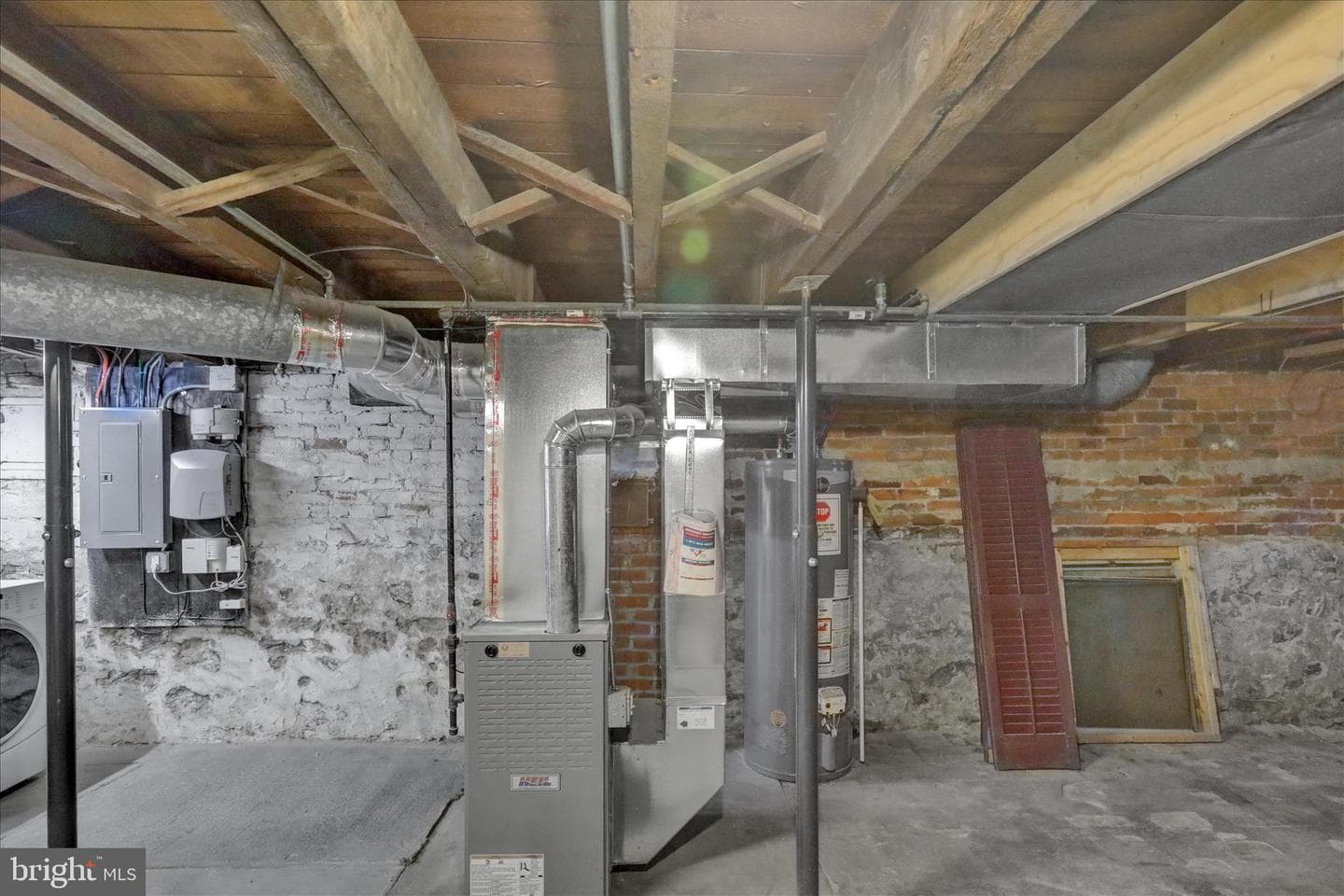 815 W Gordon Street photo 39