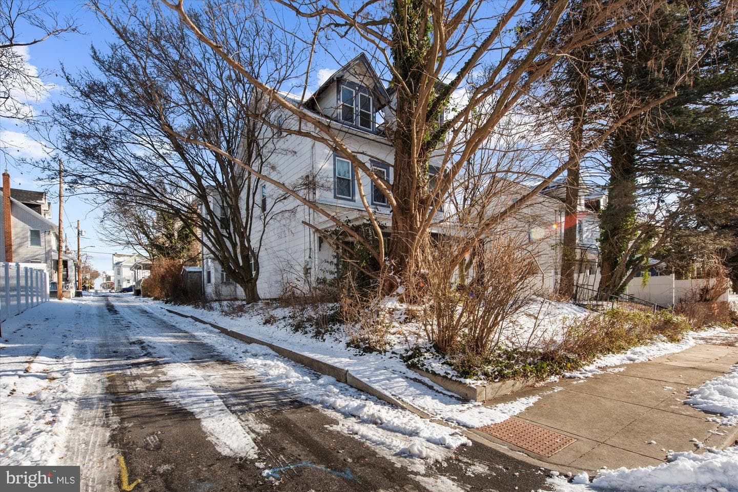 743 3rd Street photo 2