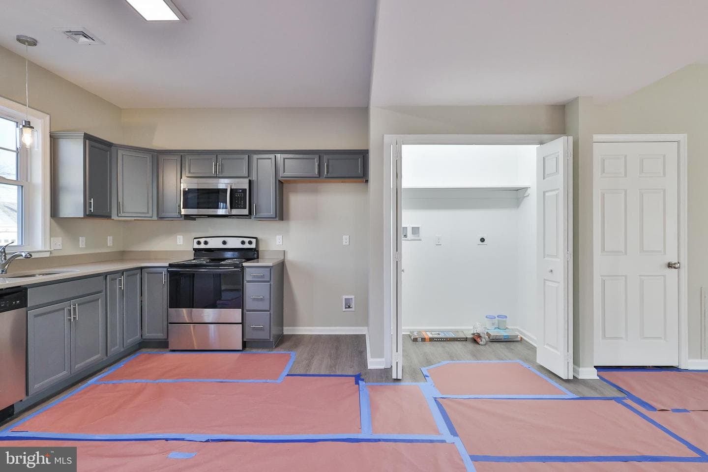 903 N Graham Street photo 18