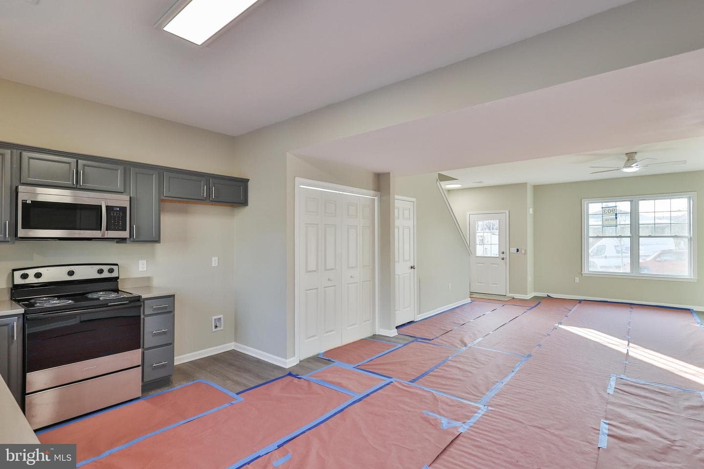 903 N Graham Street photo 24