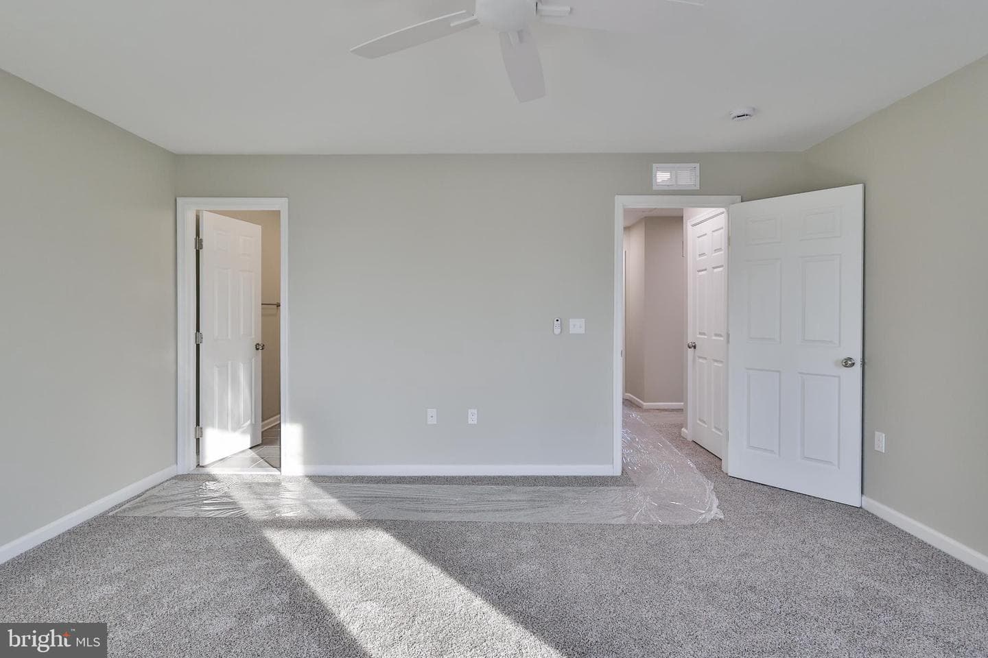 903 N Graham Street photo 37