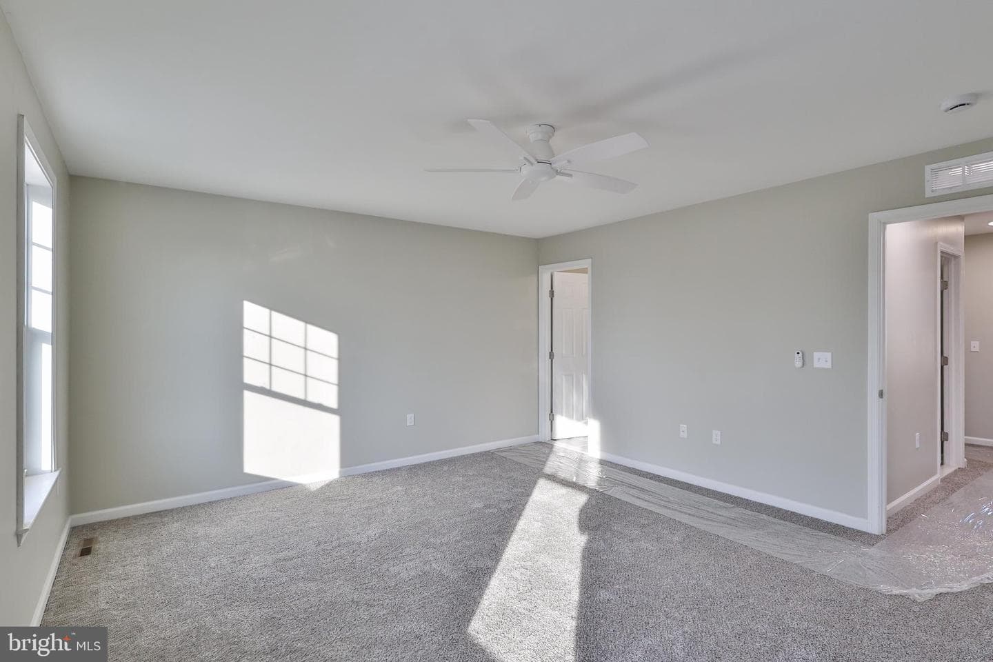 903 N Graham Street photo 38