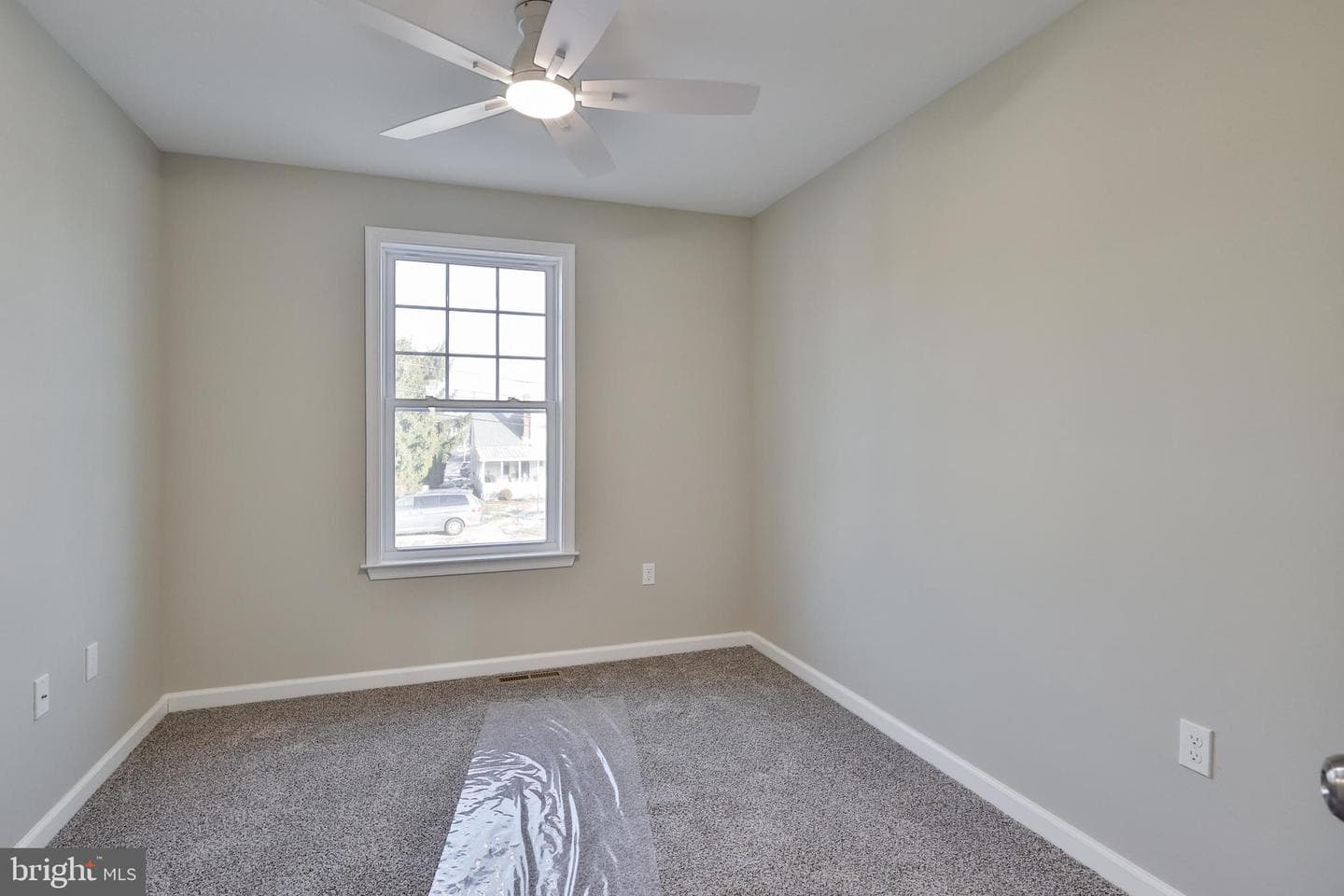 903 N Graham Street photo 42