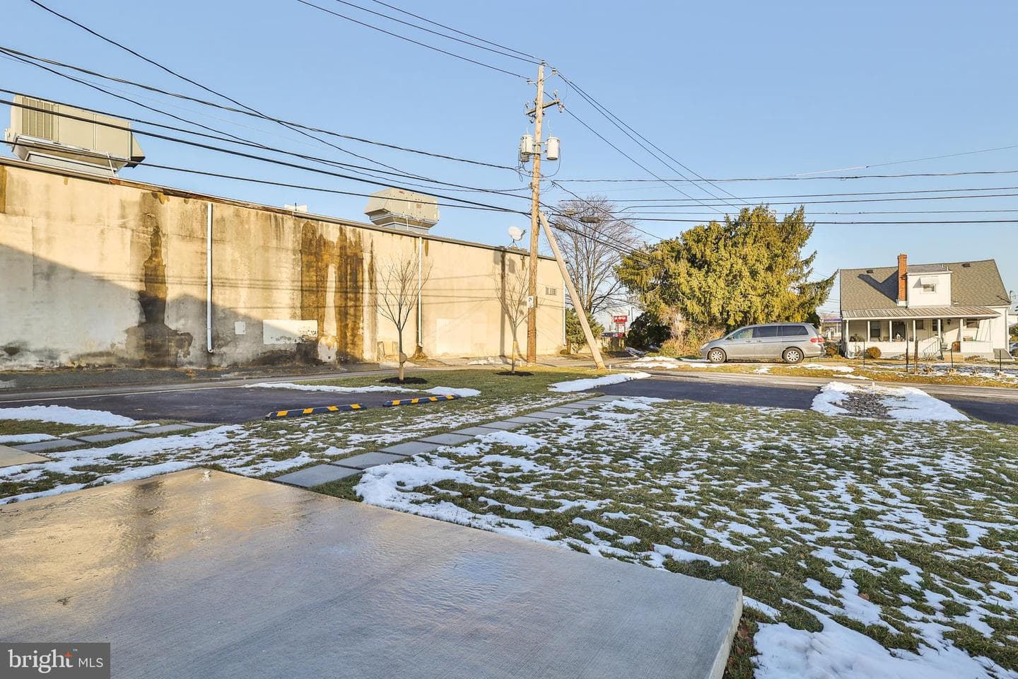 903 N Graham Street photo 54