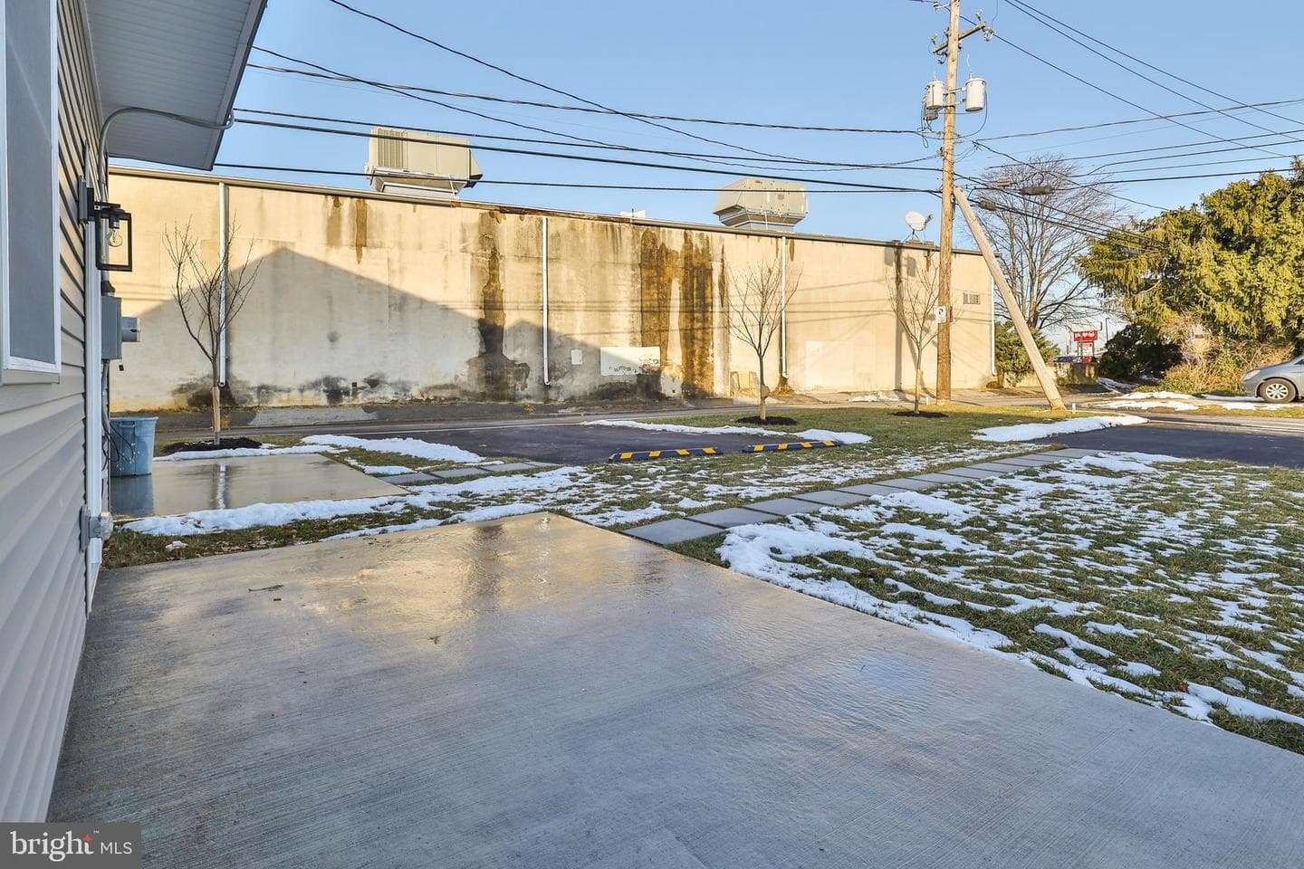 903 N Graham Street photo 55
