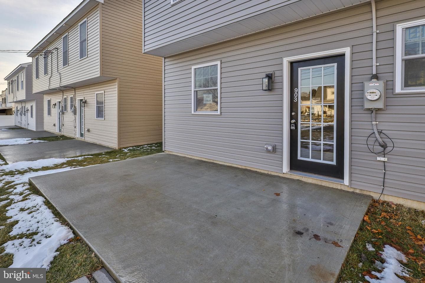 903 N Graham Street photo 58