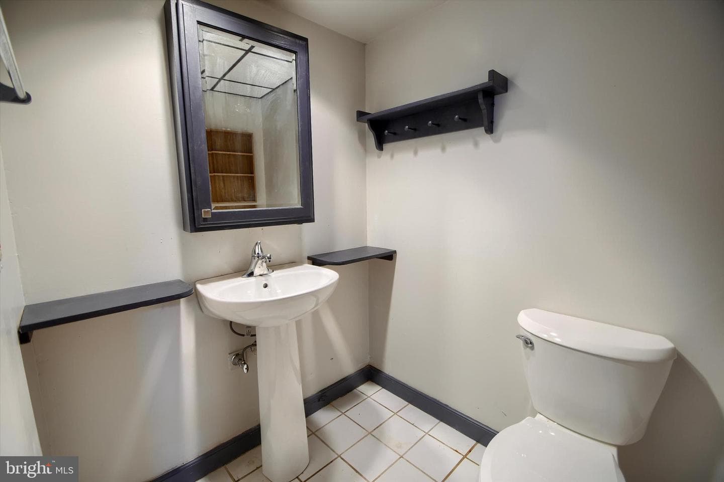 4356 Lotus Lane photo 27
