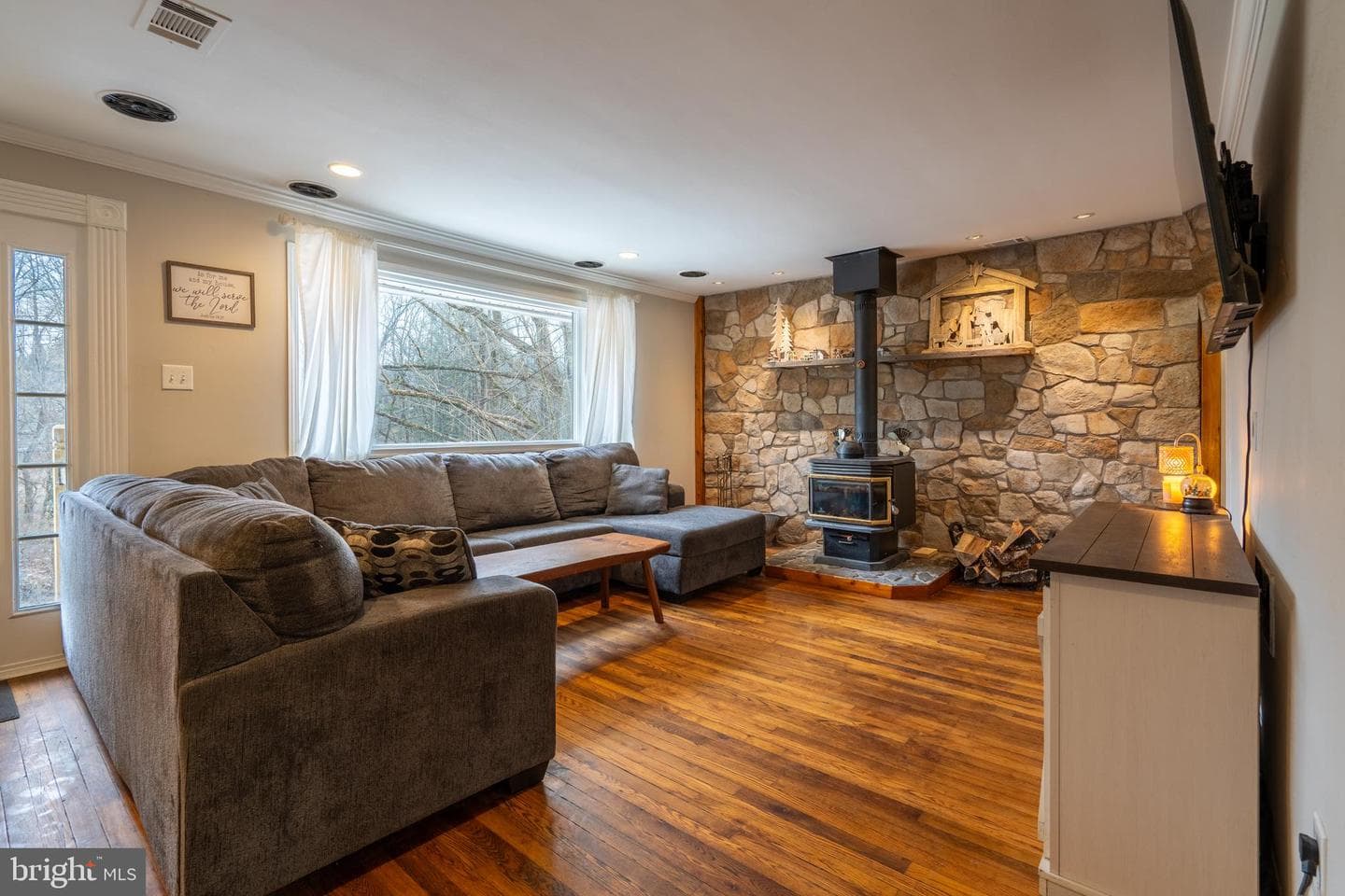 6951 Yeakels Mill Road photo 5