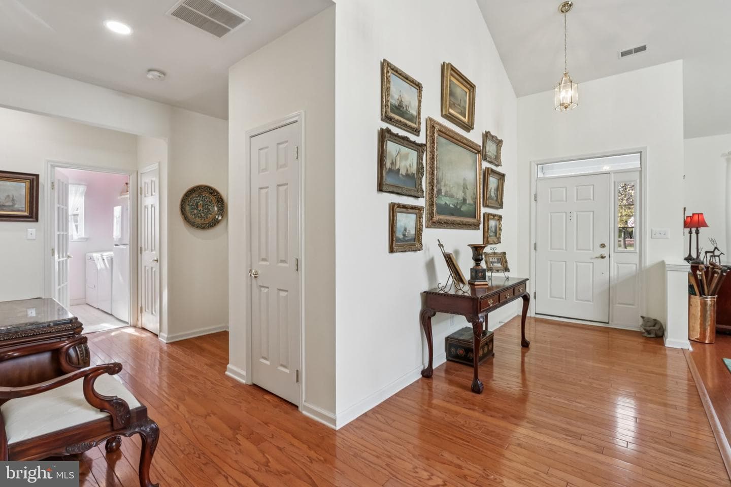1897 Alexander Drive photo 2
