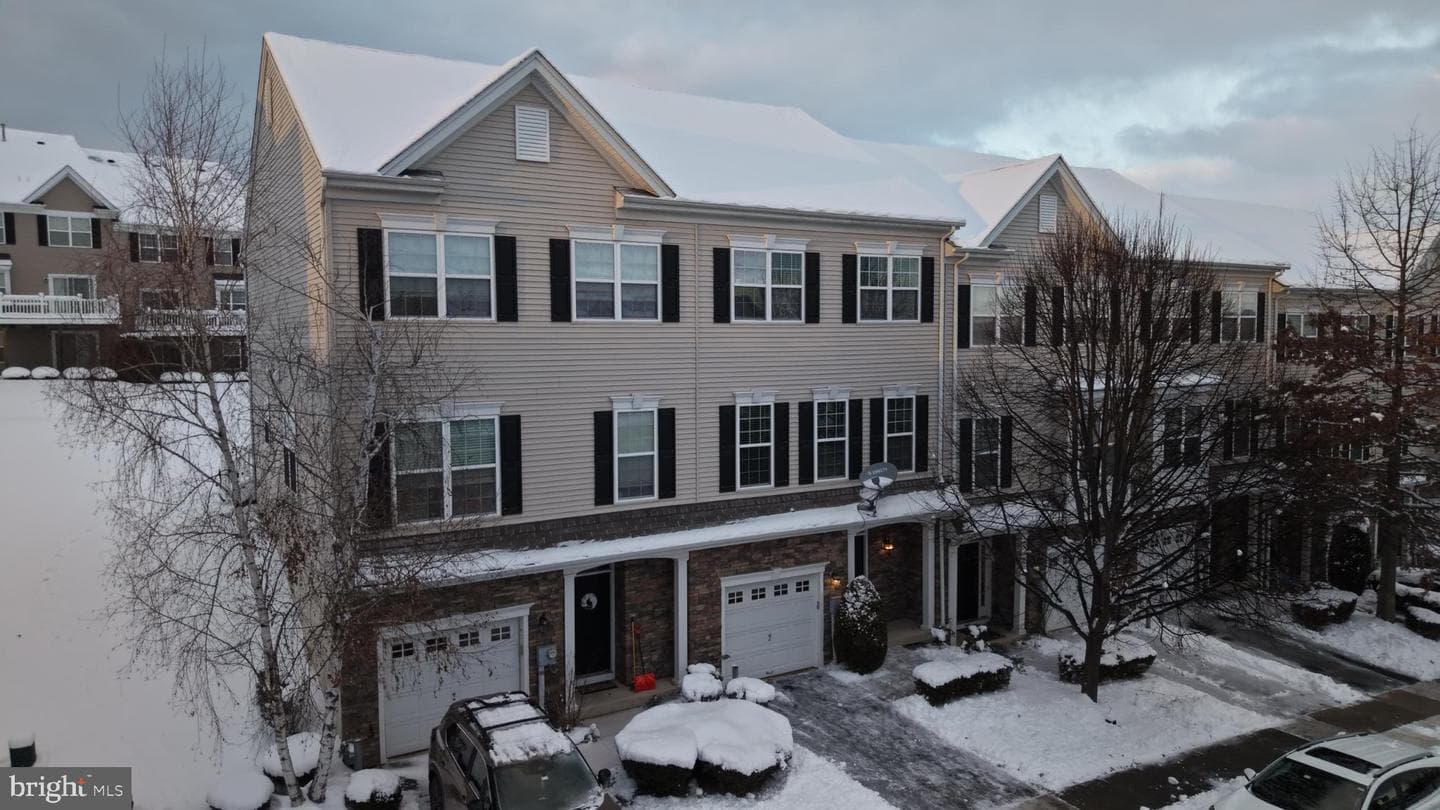 4079 Yorktown Road photo 2