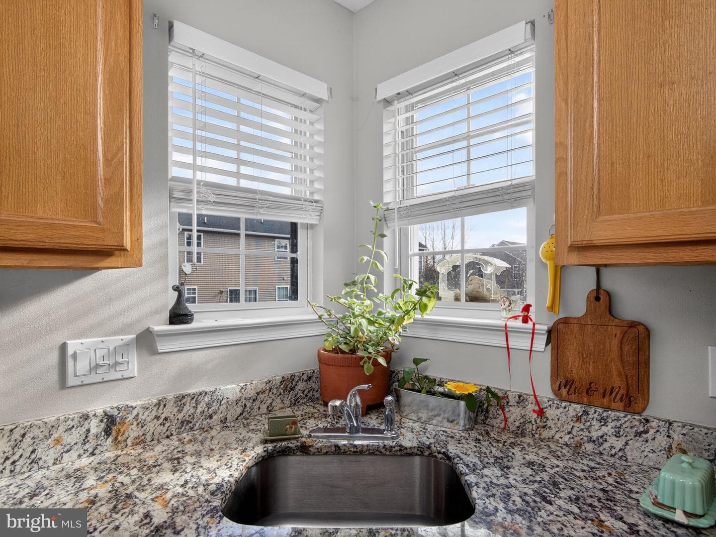 1525 Cambridge Drive photo 21