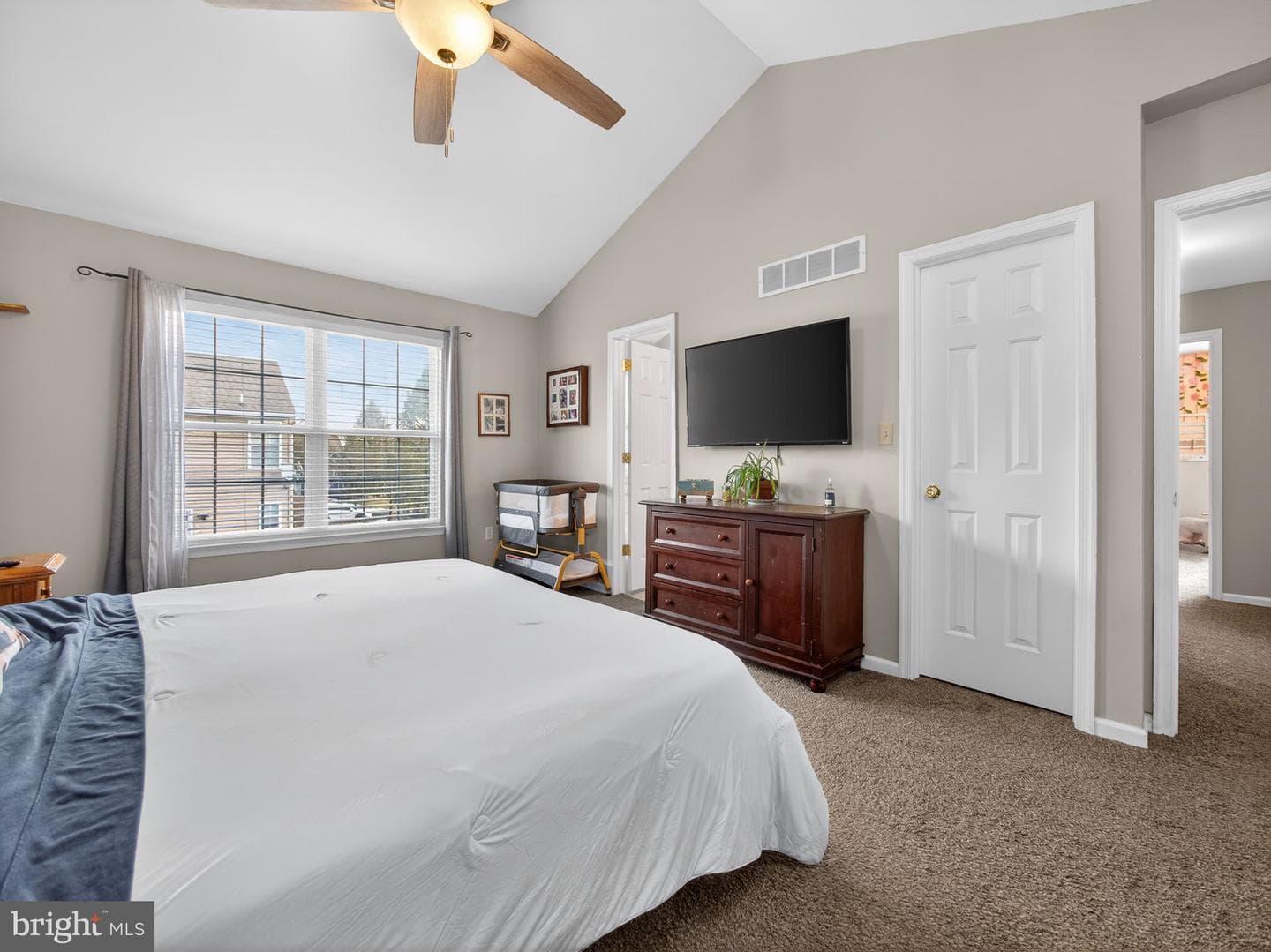 1525 Cambridge Drive photo 28