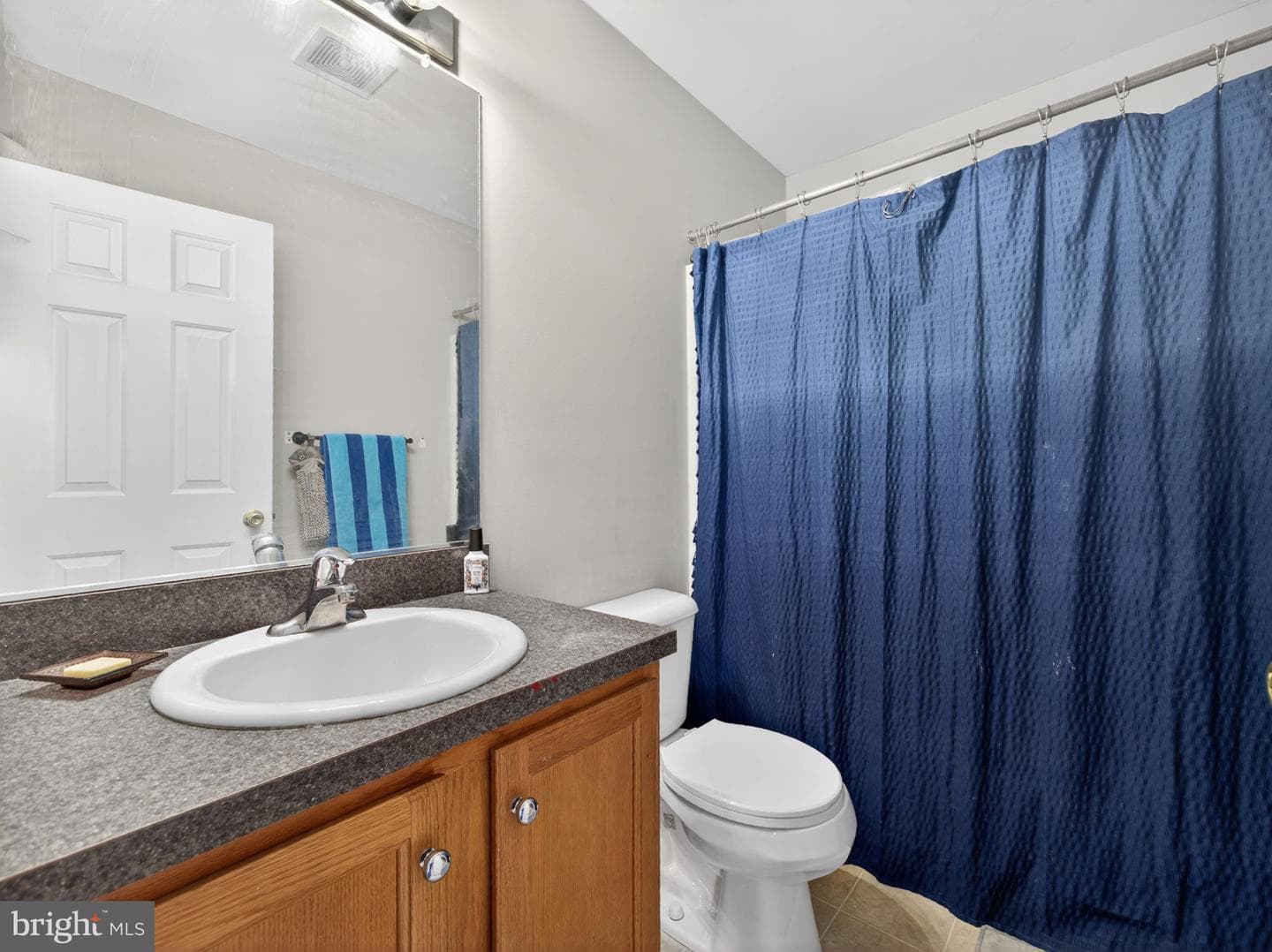 1525 Cambridge Drive photo 36