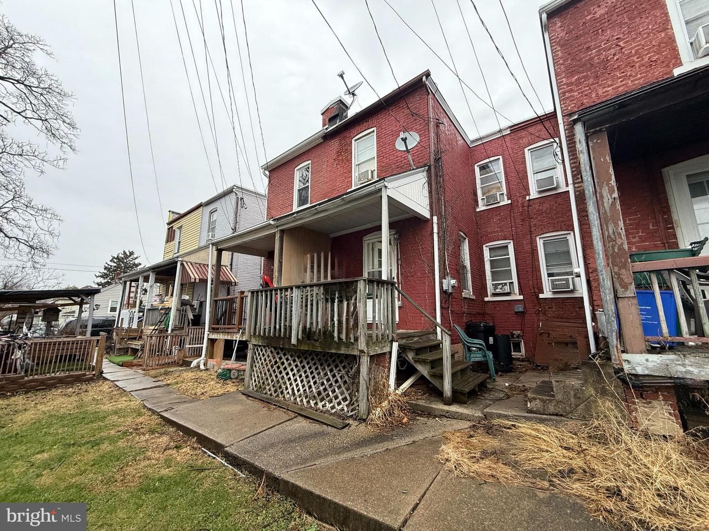 1033 Spring Street photo 2
