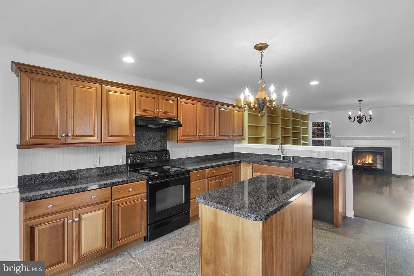 2073 Rolling Meadow Drive photo 12