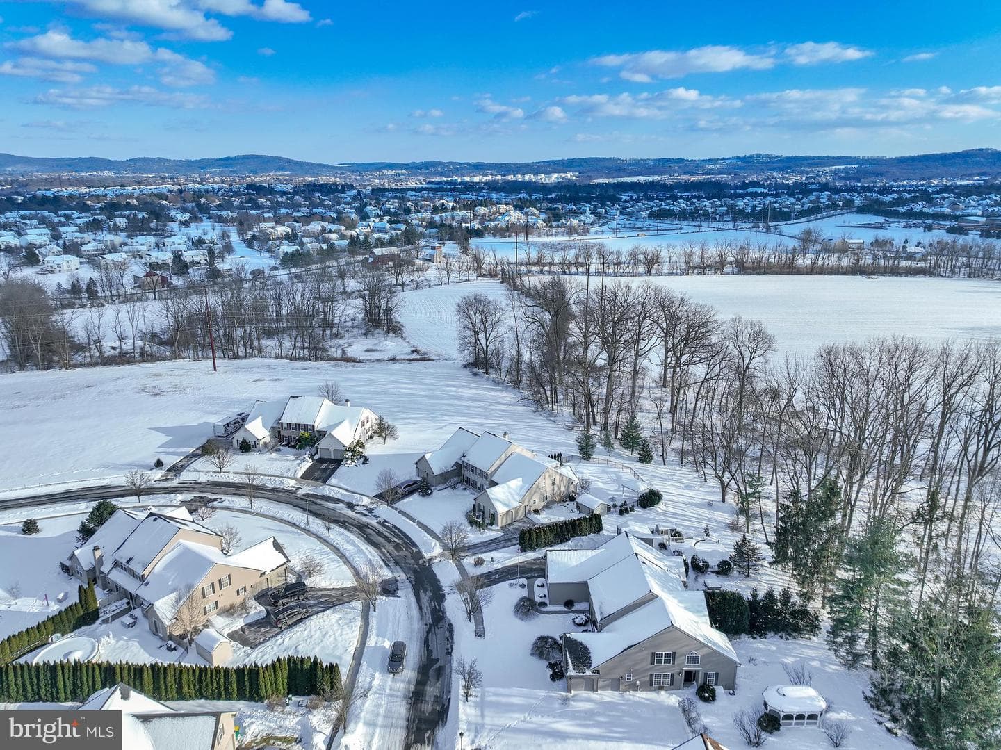 2073 Rolling Meadow Drive photo 32