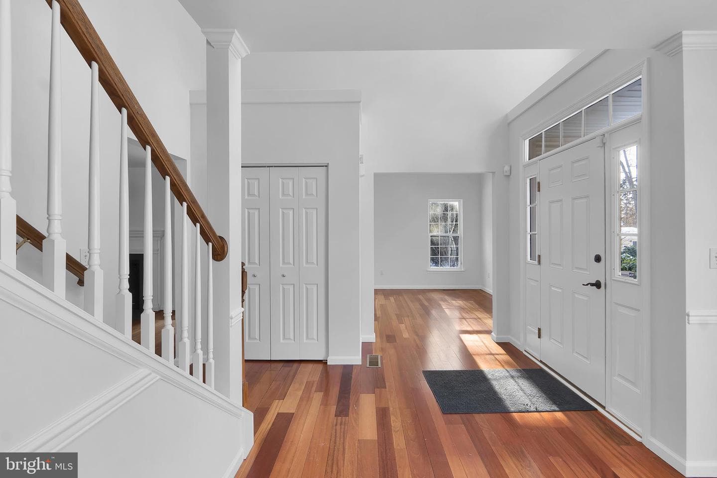 2073 Rolling Meadow Drive photo 4