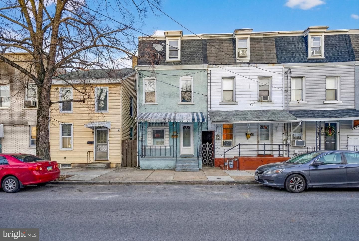 337 1/2 2nd Street N