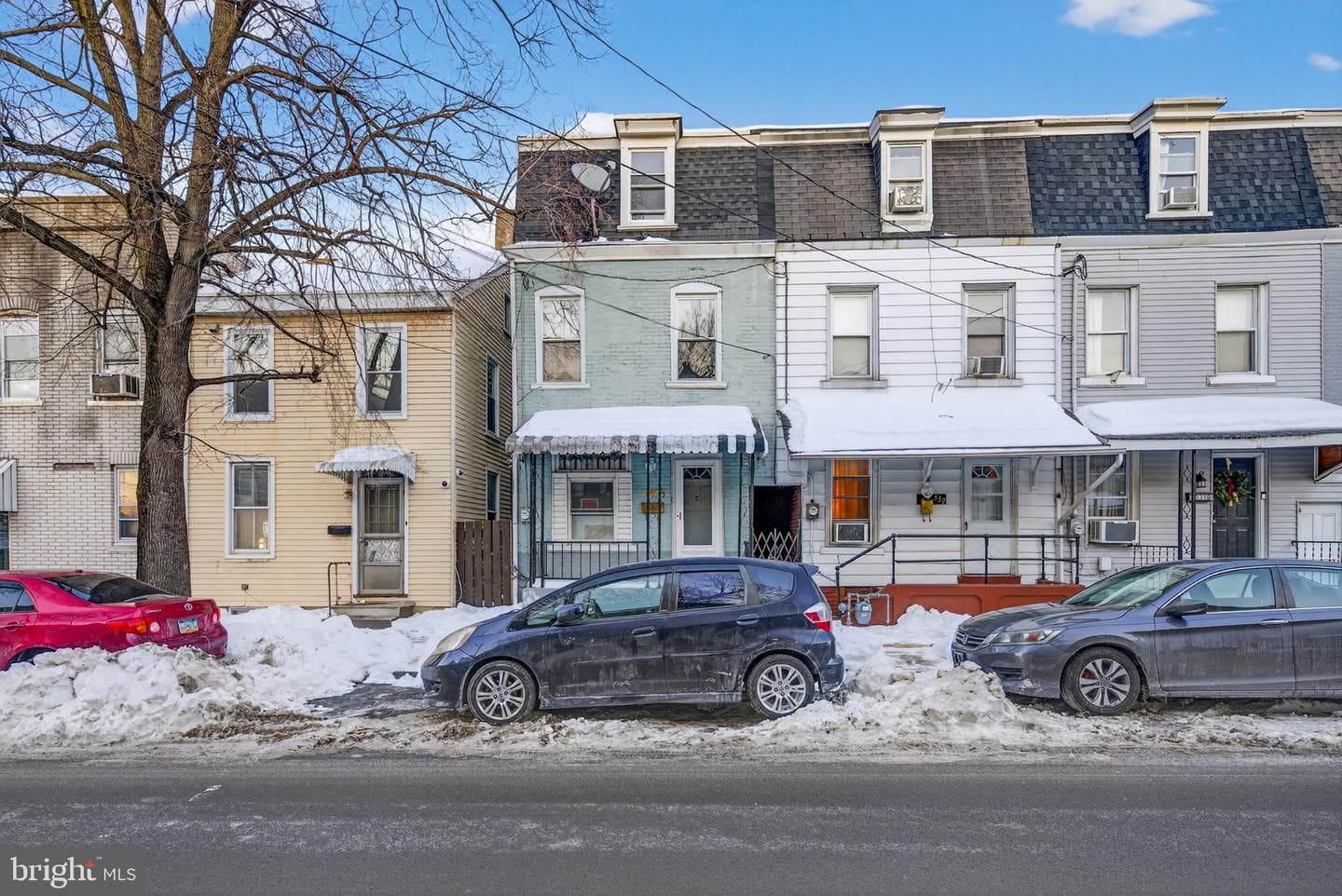 337 1/2 2nd Street N photo 2