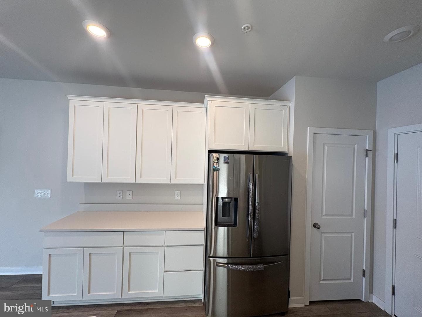 7573 Clayton Avenue photo 7