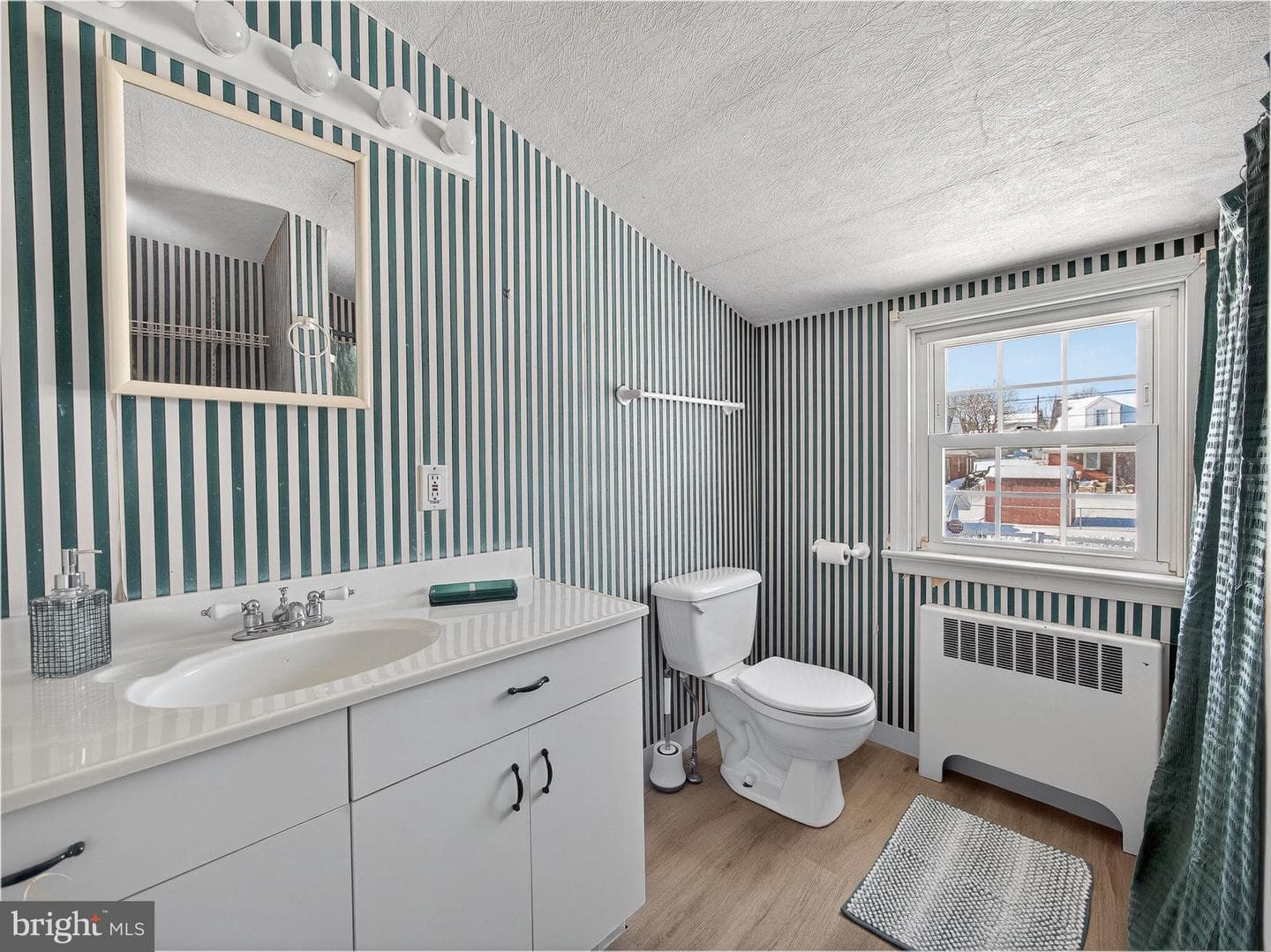 544 S 22nd Street photo 27