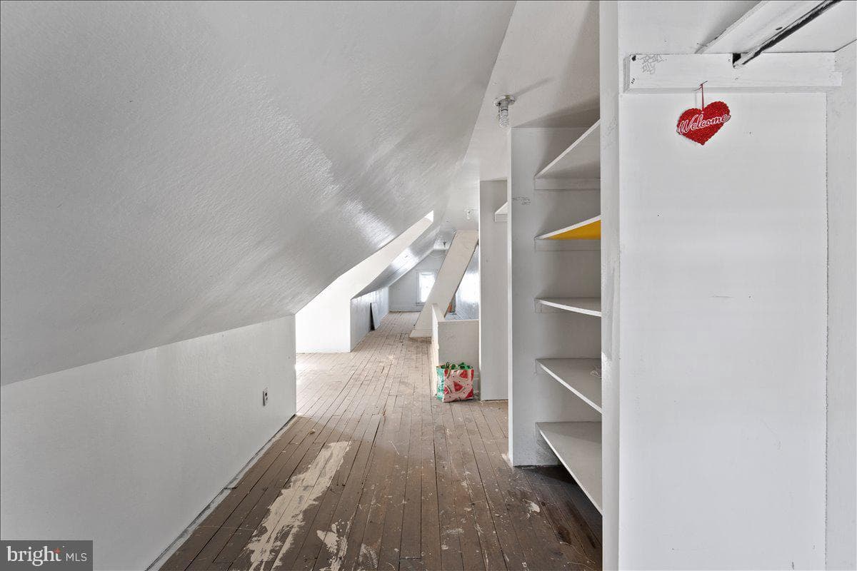 204 S Carlisle Street photo 19
