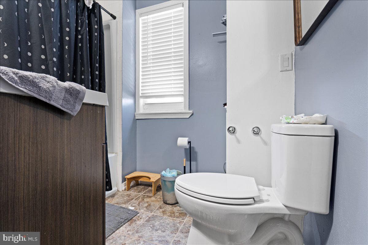 204 S Carlisle Street photo 21