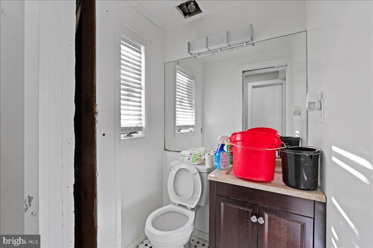 204 S Carlisle Street photo 22