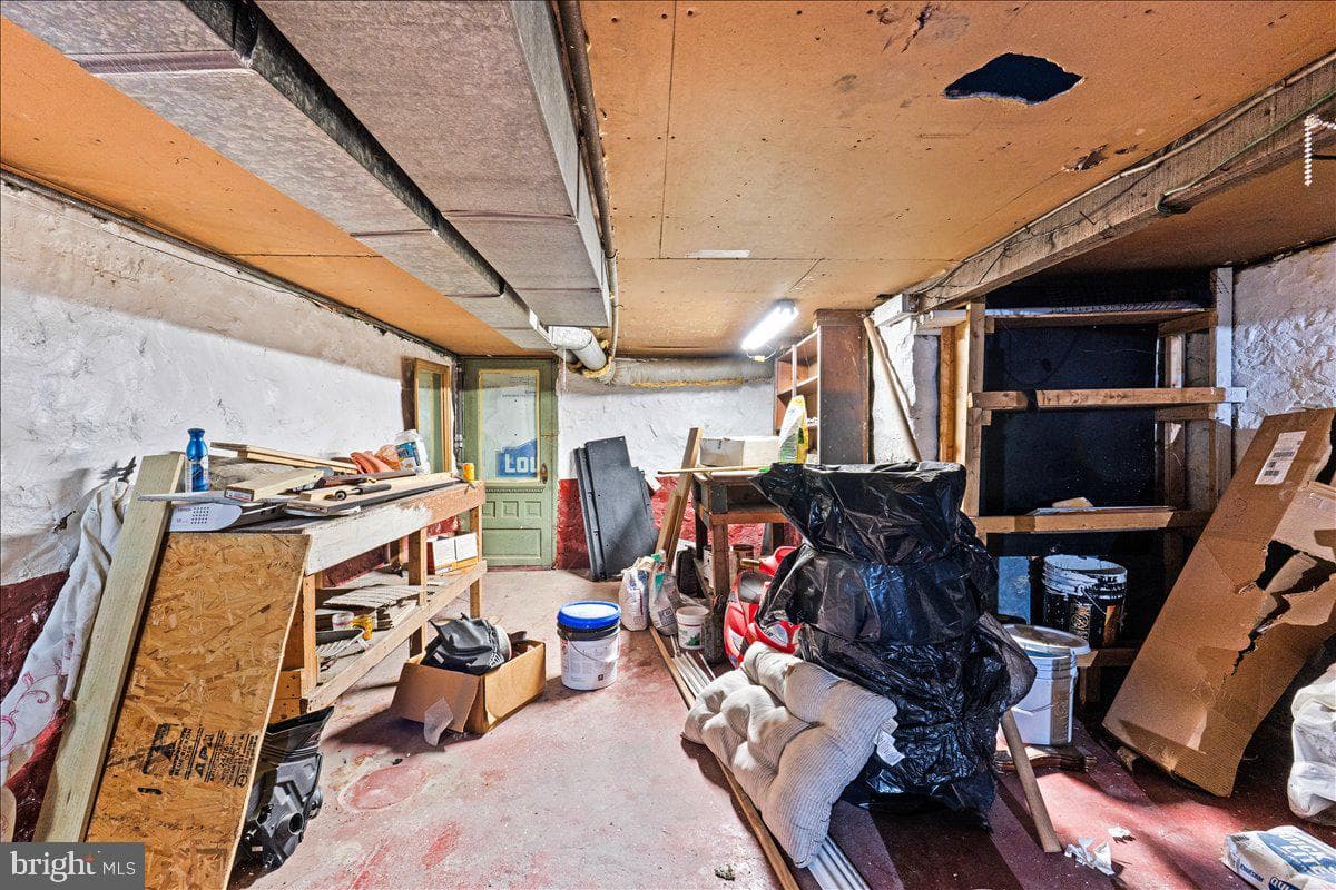 204 S Carlisle Street photo 23