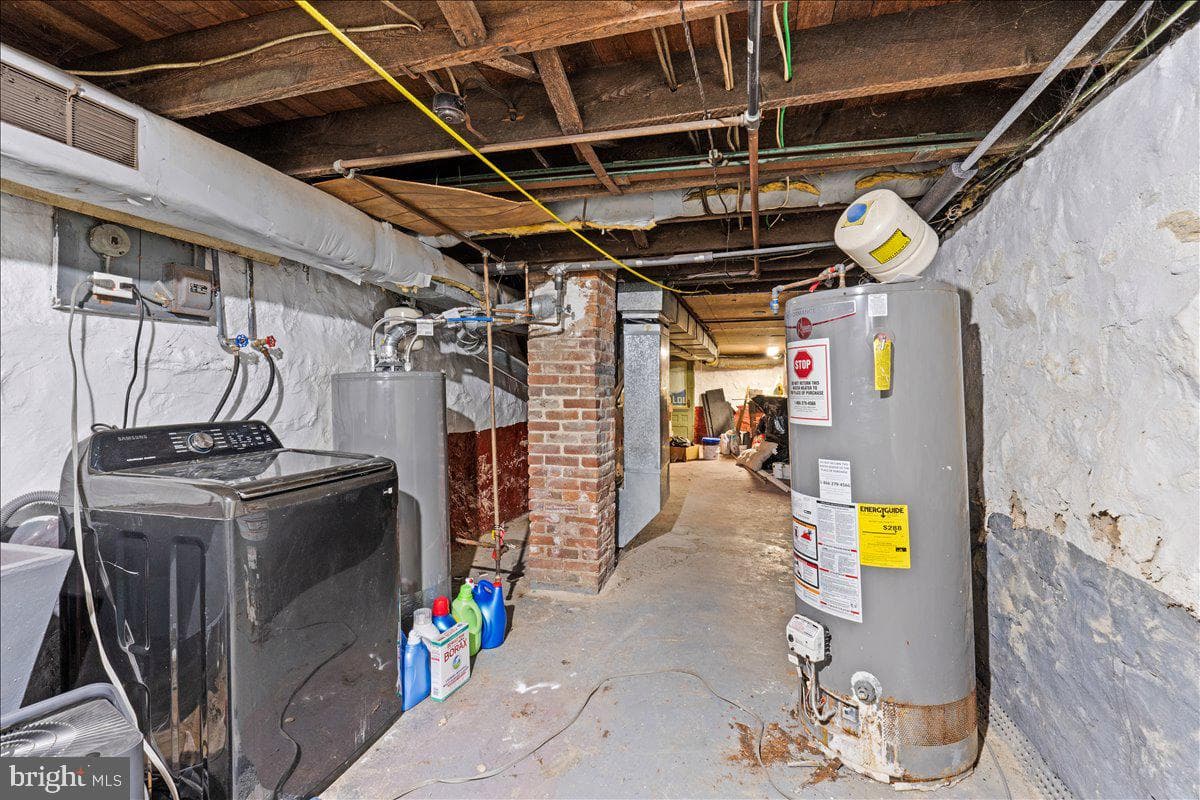 204 S Carlisle Street photo 25