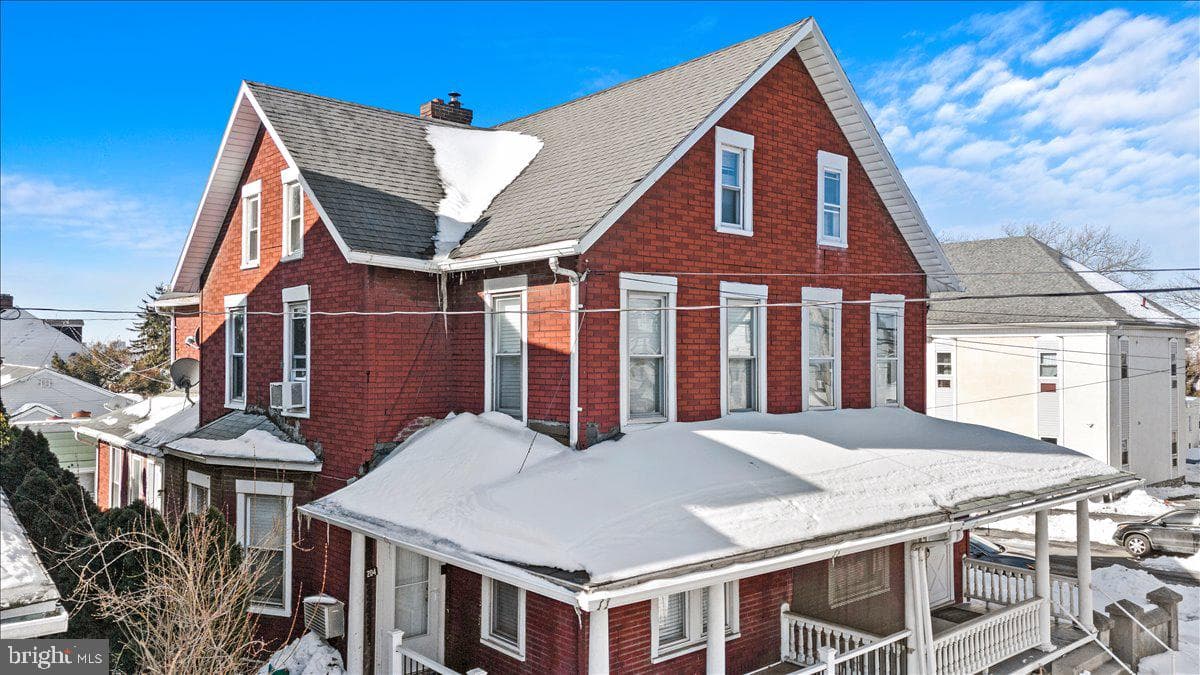 204 S Carlisle Street photo 3