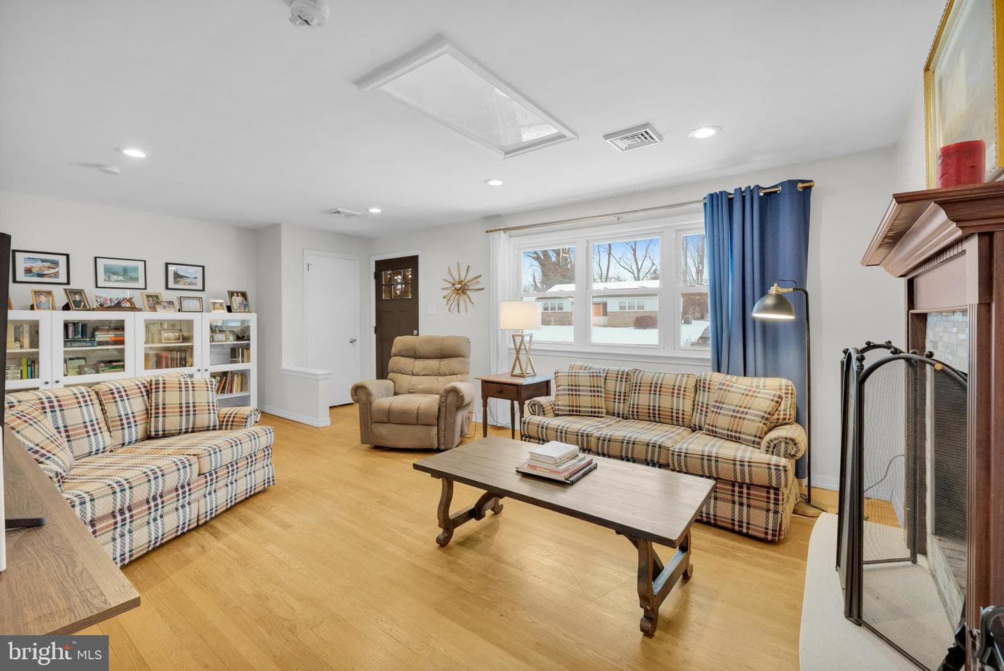 2512 W Highland Street photo 3