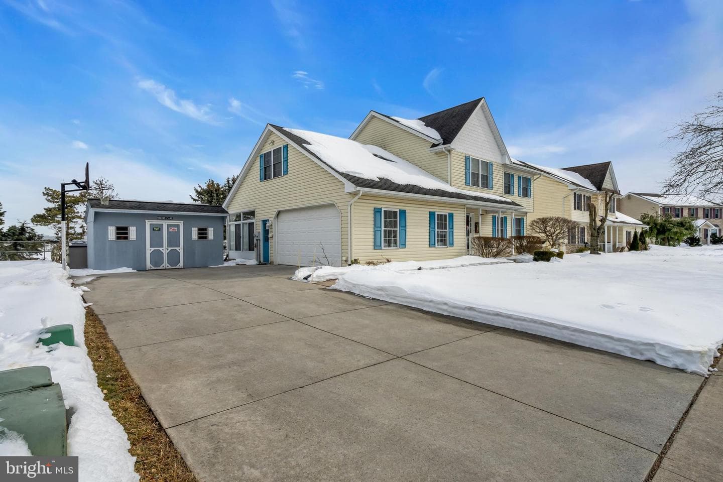 2593 Halleck Drive photo 4