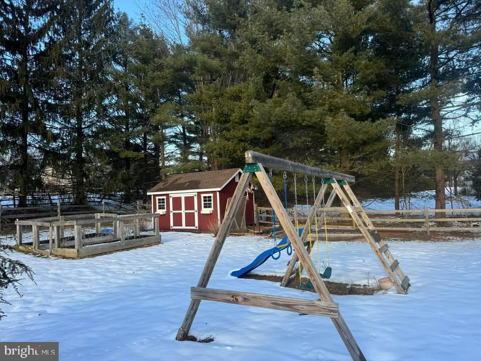 4377 Astor Drive photo 4