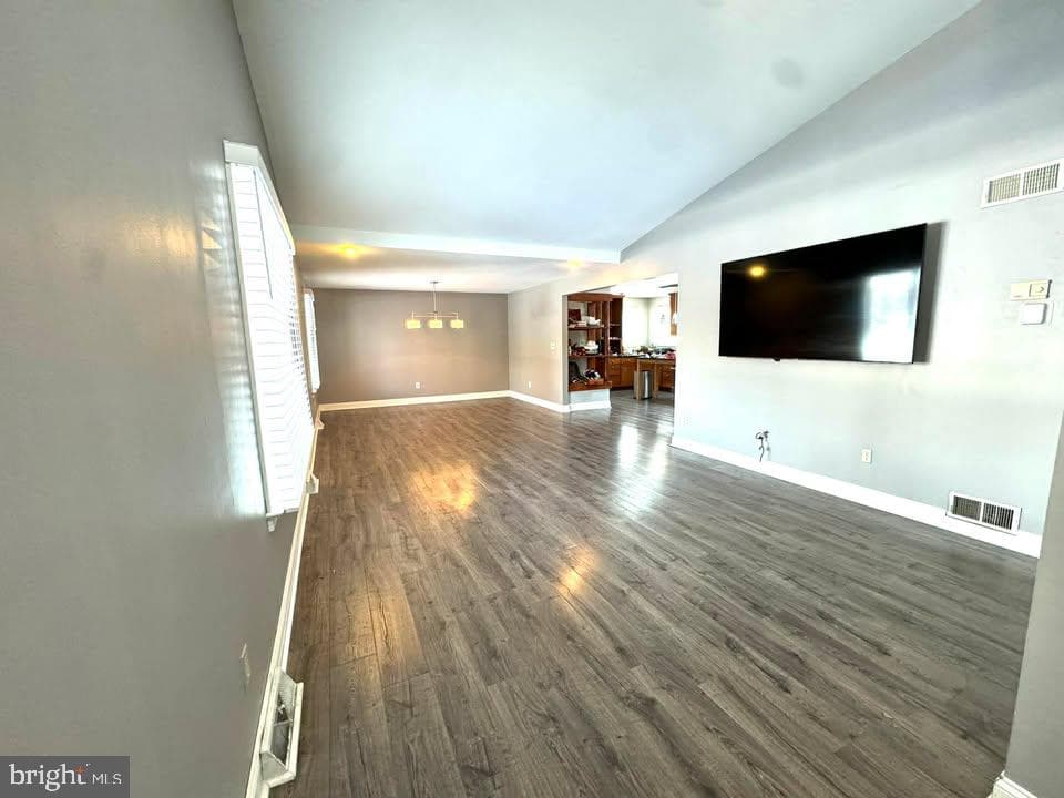 4377 Astor Drive photo 8