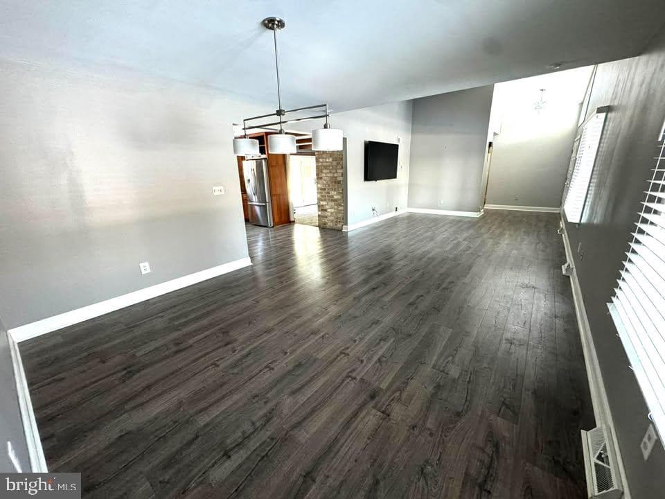 4377 Astor Drive photo 9