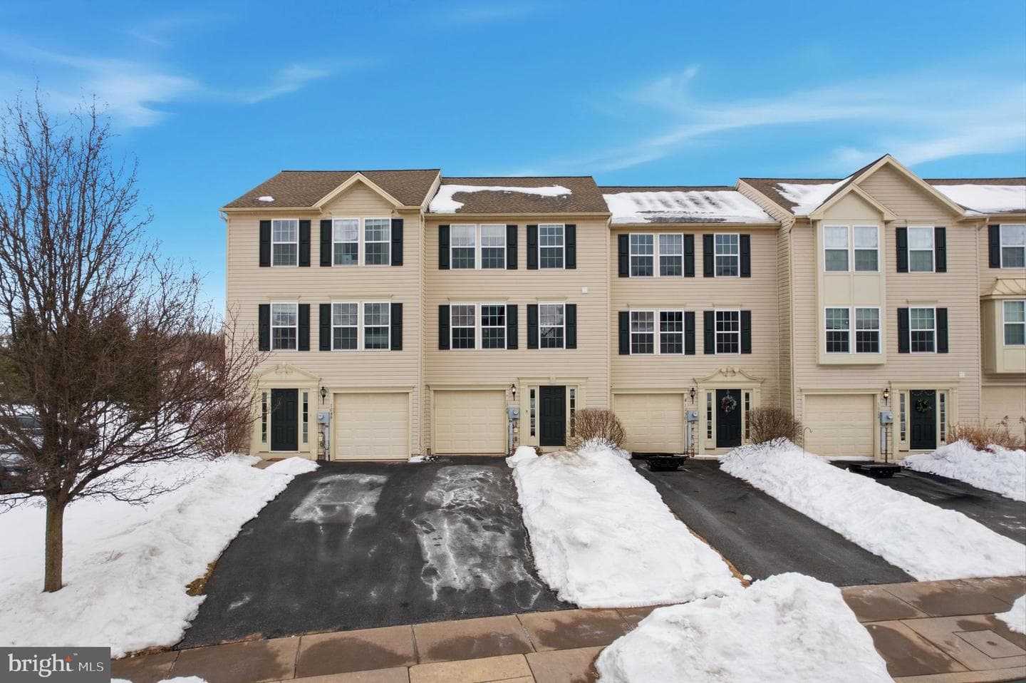 1048 Sparrow Way