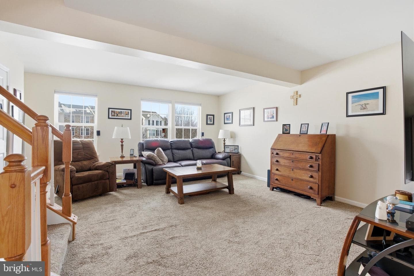 1048 Sparrow Way photo 10