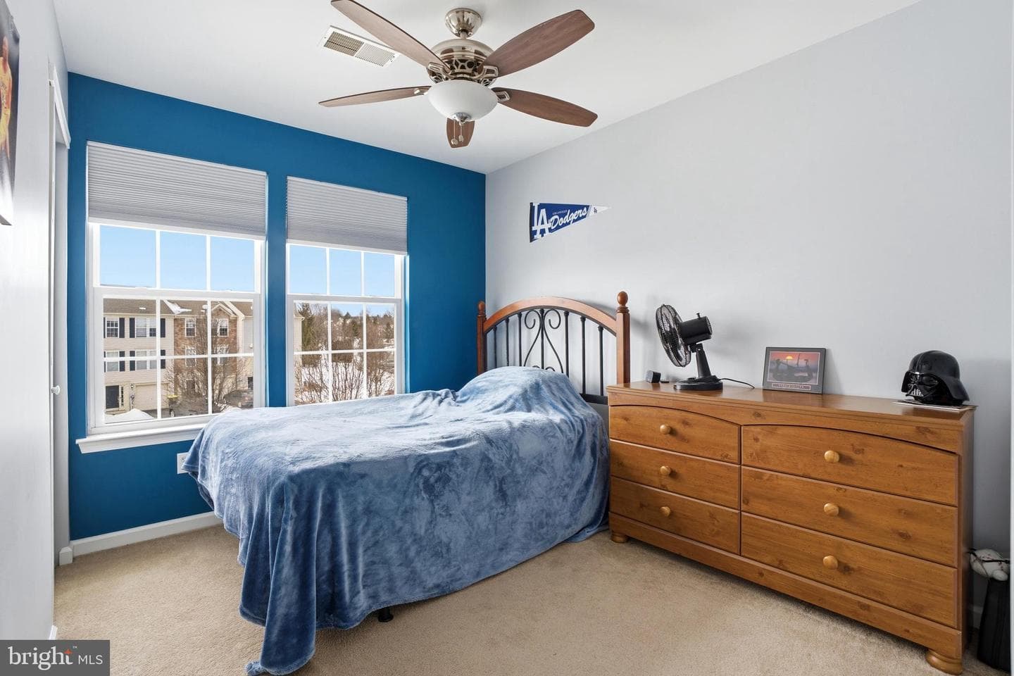 1048 Sparrow Way photo 22