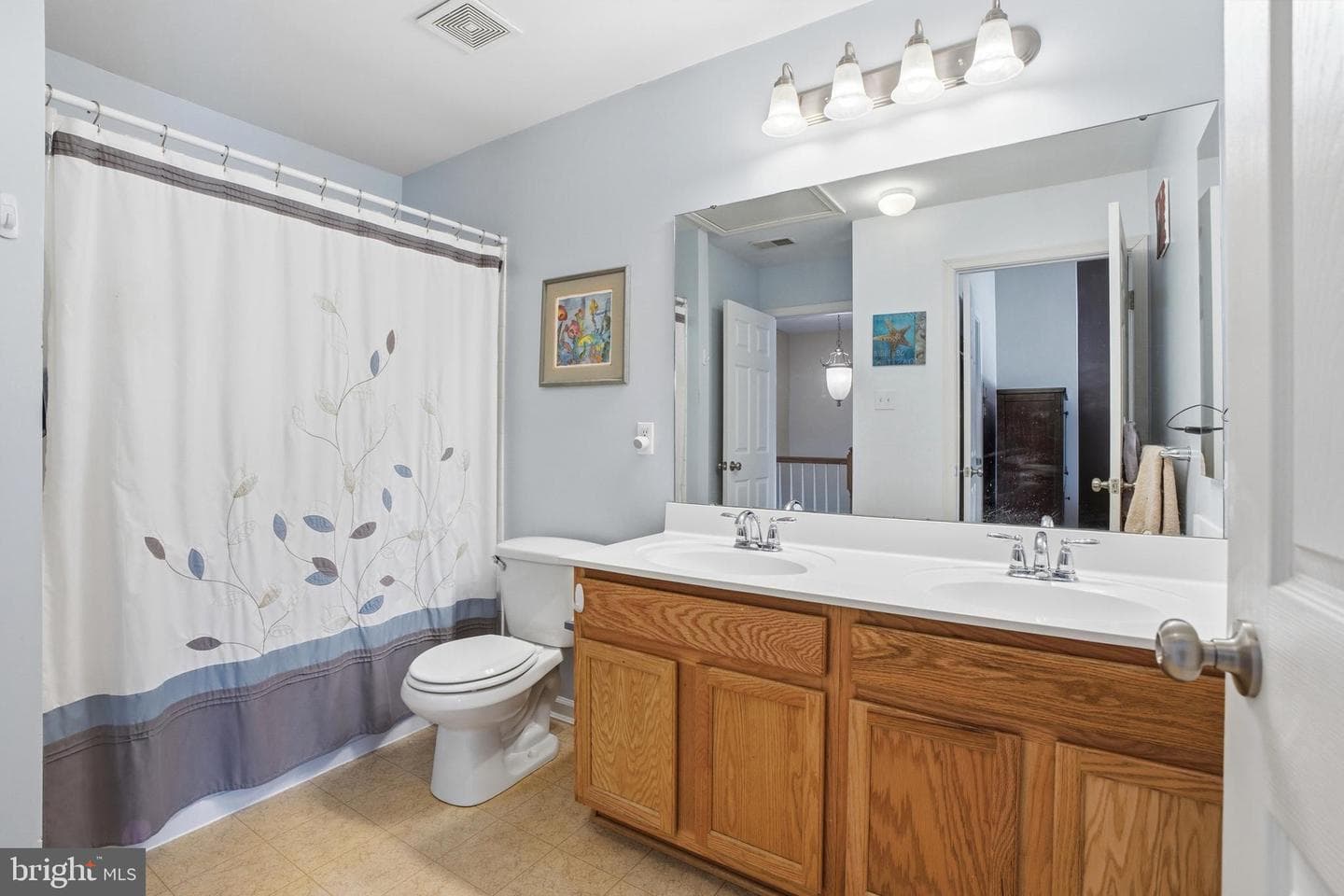 1048 Sparrow Way photo 24