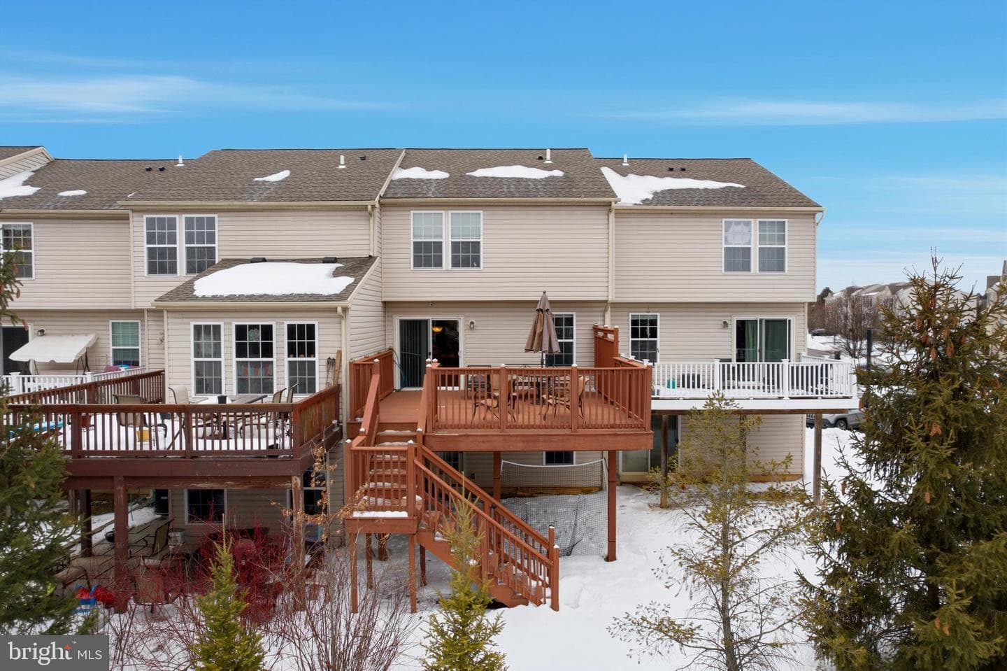 1048 Sparrow Way photo 30