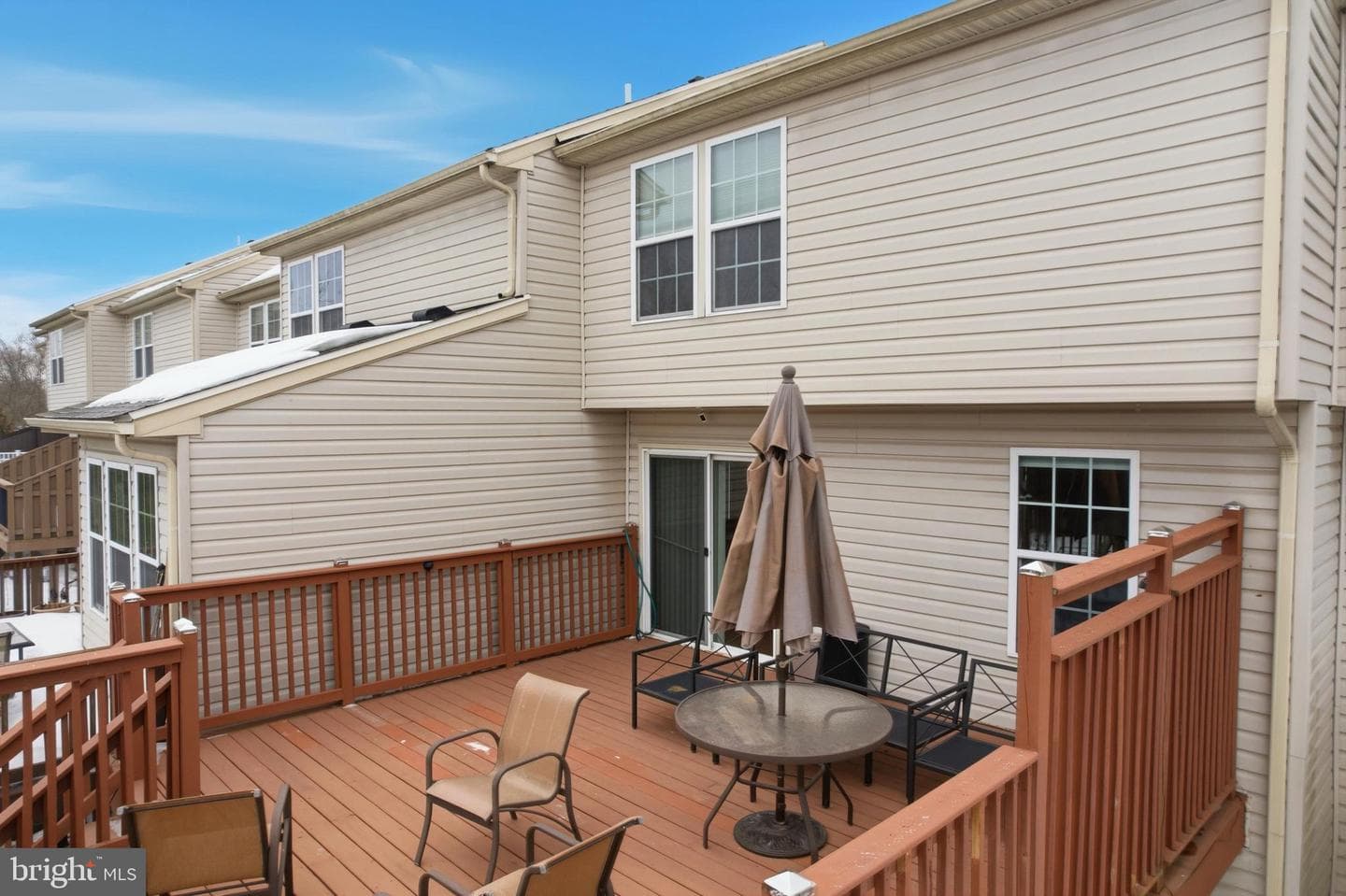 1048 Sparrow Way photo 32