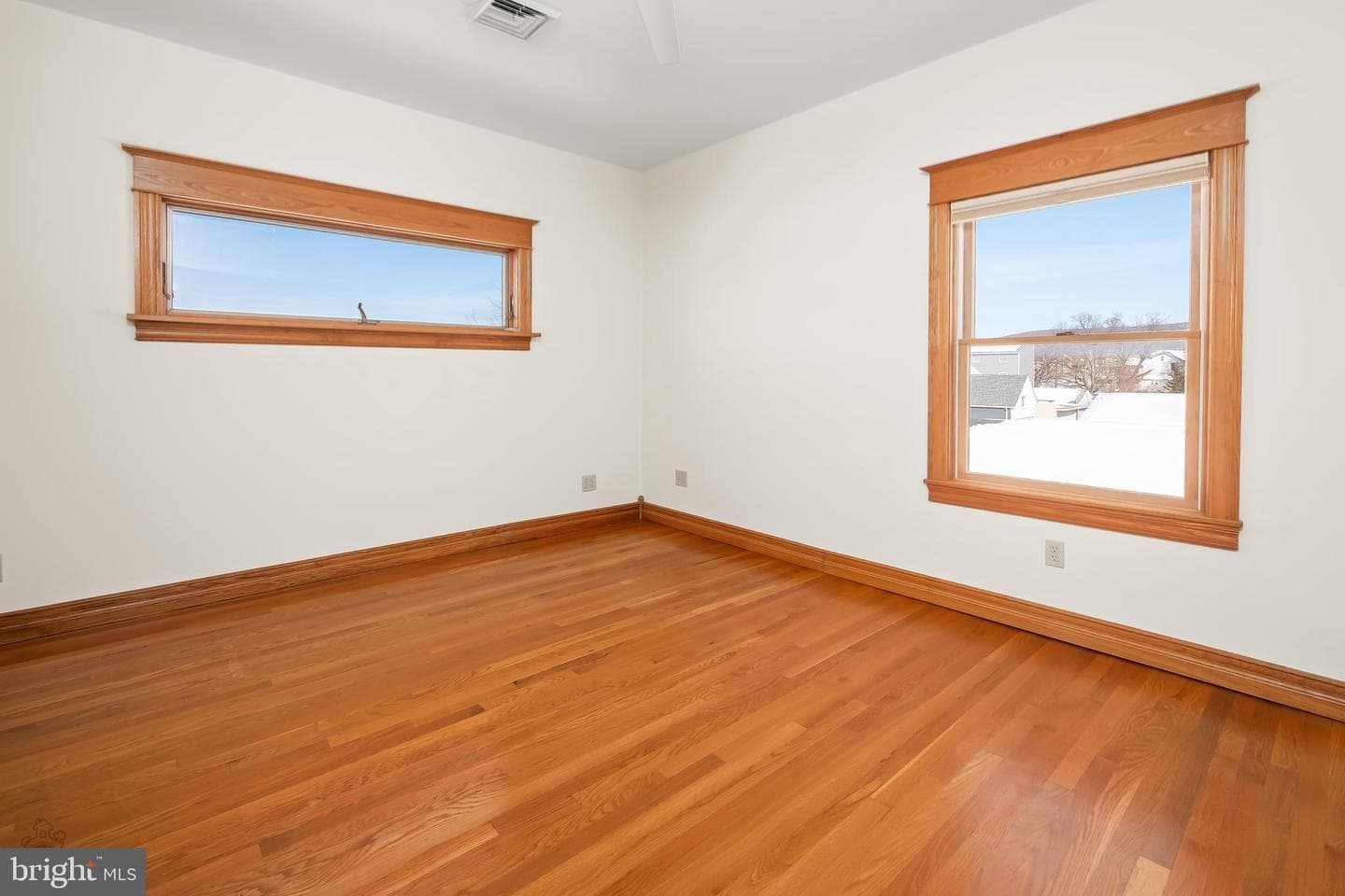 557 Minor Street photo 13
