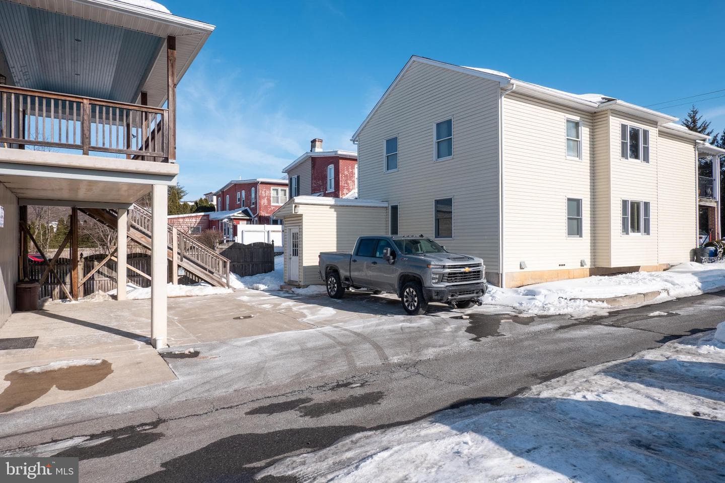557 Minor Street photo 2