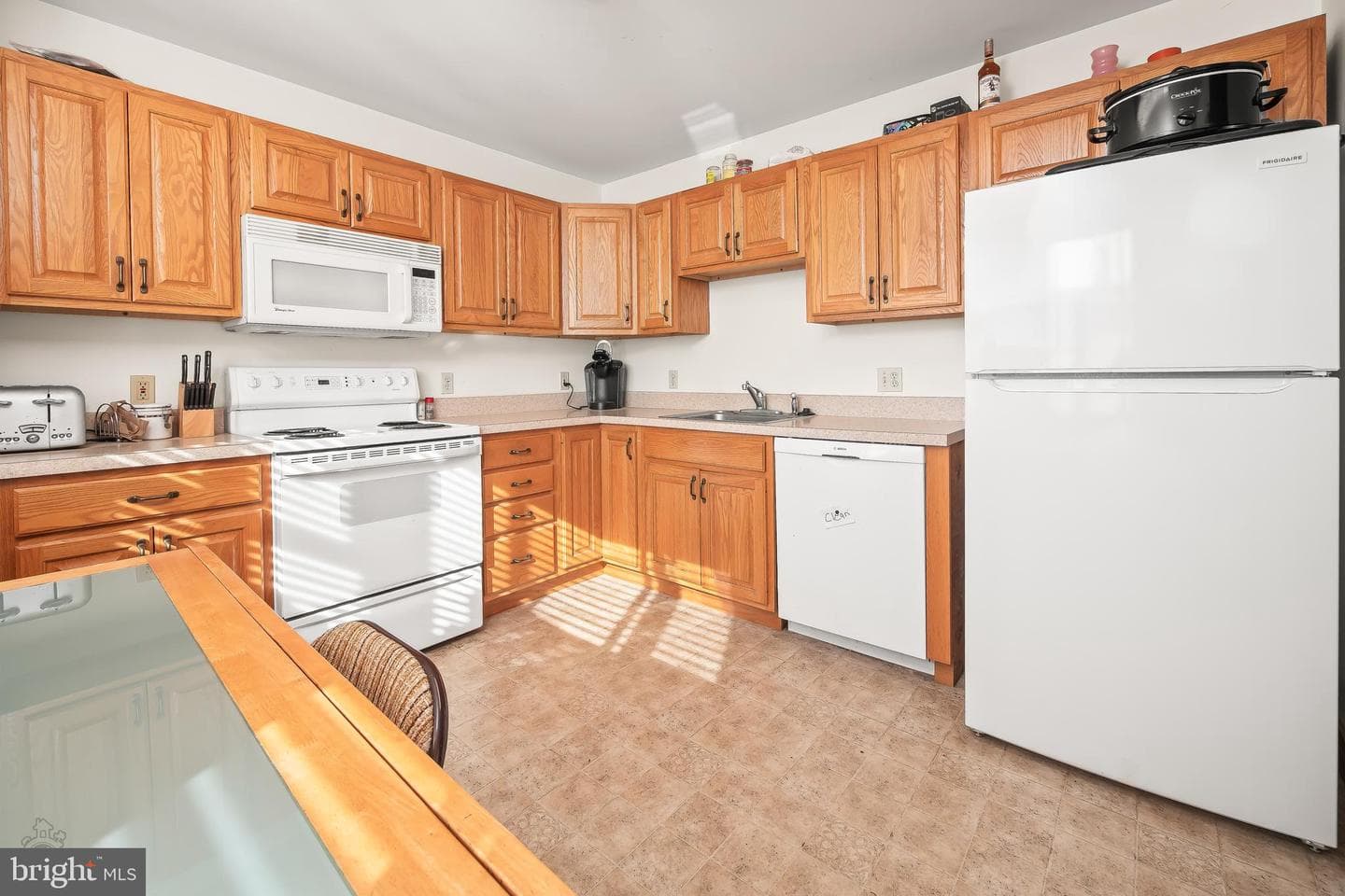 557 Minor Street photo 38