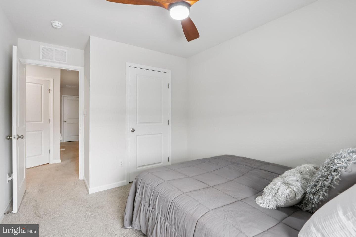 1138 Martin Road photo 27
