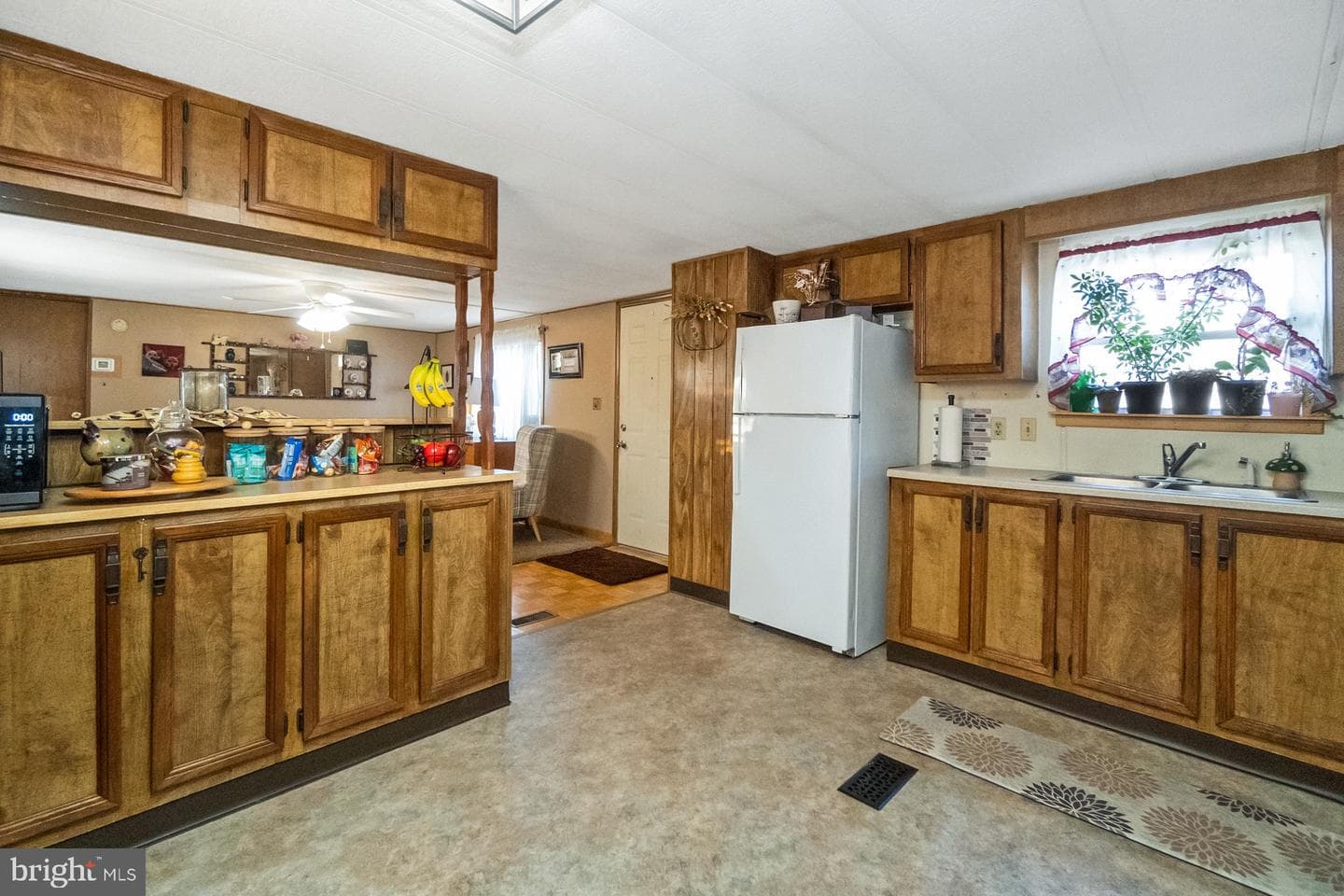 1048 Cedar Street photo 5