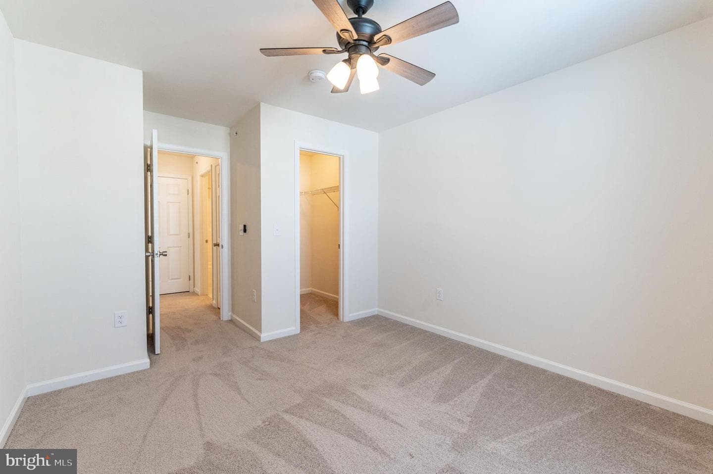 164 Maureen Lane photo 22